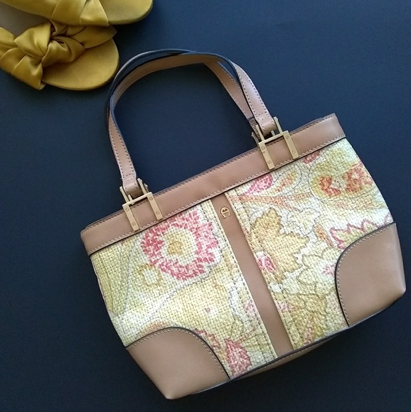 Etienne Aigner Handbags - Etienne Aigner Handbag Like New Fall Design